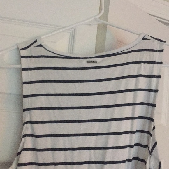 White and blue stripped Roxy dress - Picture 3 of 4